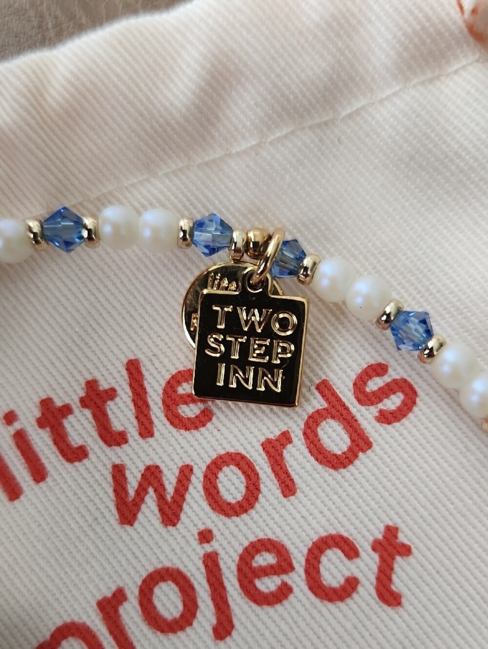 'Giddy Up' Little Words Project Bracelet - Picture 4 of 7